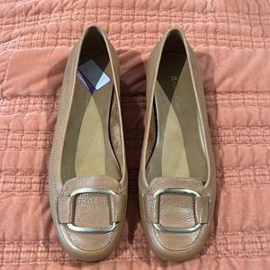 Naturalizer shoes brand new